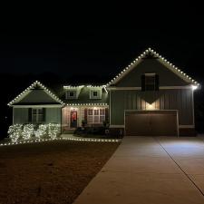 Illuminating-Winder-GA-A-Full-Christmas-Light-Installation-Masterpiece 0