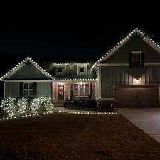 Illuminating-Winder-GA-A-Full-Christmas-Light-Installation-Masterpiece 2