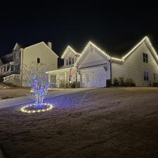 Lighting-Up-Gainesville-A-Christmas-Spectacle-to-Remember 2