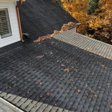 Stain-removal-on-asphalt-shingles-in-Gainesville-GA 2